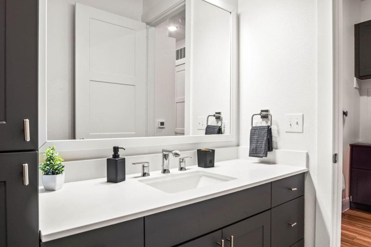 Luxurious New Unit 1Bd1Ba Pool, Golf Sim Daire Austin Dış mekan fotoğraf